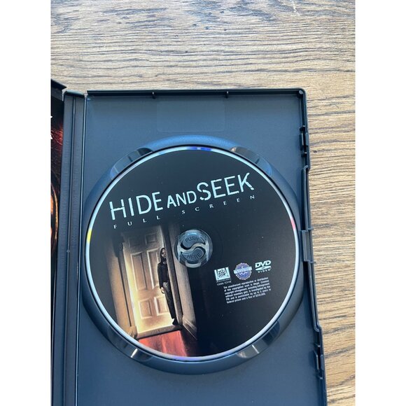 Hide And Seek 2005 DVD Action Thriller Robert De Niro Dakota Fanning Pre-Owned - Picture 3 of 4